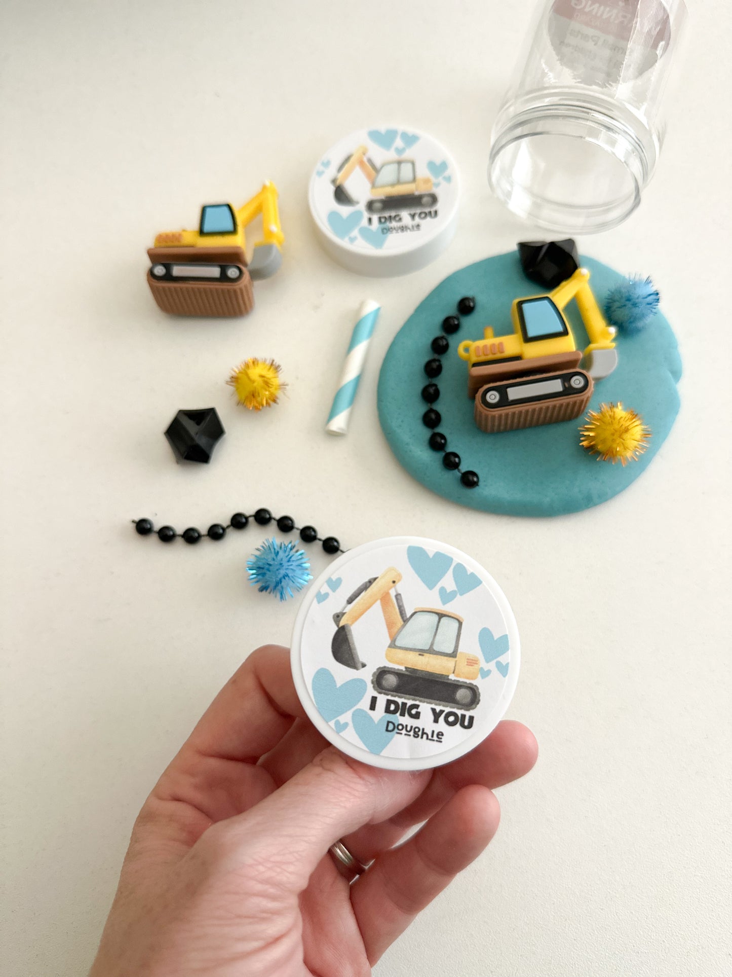 "I DIG YOU" 3 oz Favor